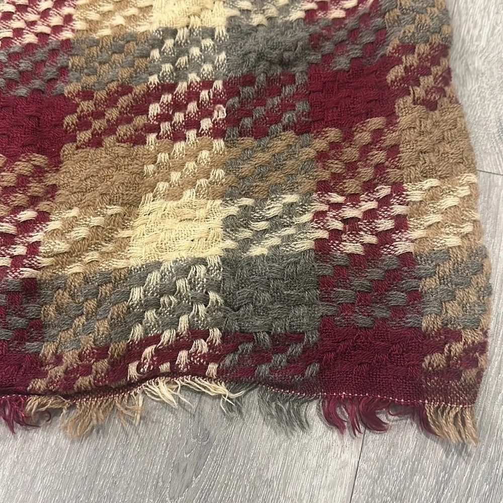 Women’s Infinity Circle Wrap Woven Plaid Neck Warmer Winter Scarf Boho Fashion